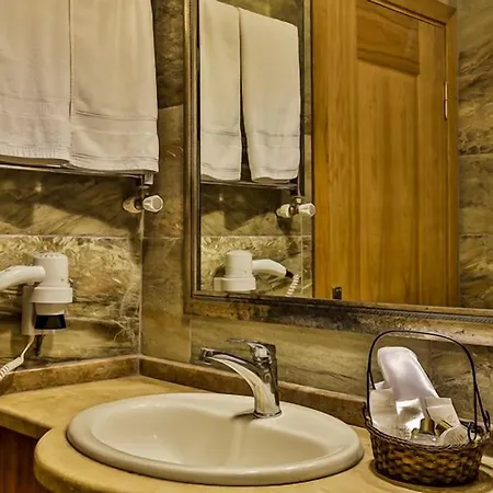 Palace Olive Odore Hotel 3*