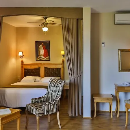 Palace Olive Odore 3* Ayvacik